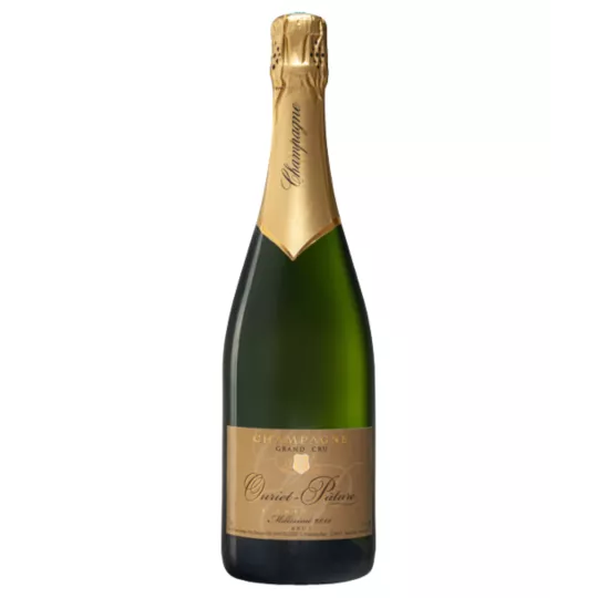 Botella de Champagne Egly-Ouriet Millésime 2016 Grand Cru d'Ambonnay, una mezcla de 75% Pinot Noir y 25% Chardonnay.